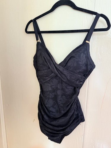 Black swimming dress - black,