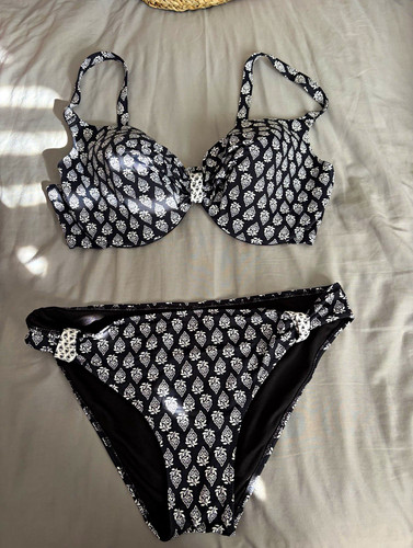 Next black white floral 2 - white,