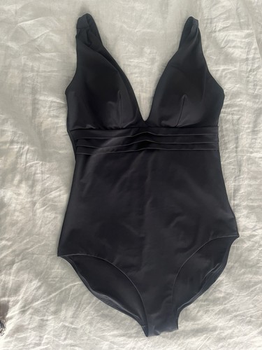 Next black plunge shaping - next,